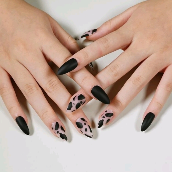 Black Kollection: Cow Print Press On Nails - Picture 2 of 4